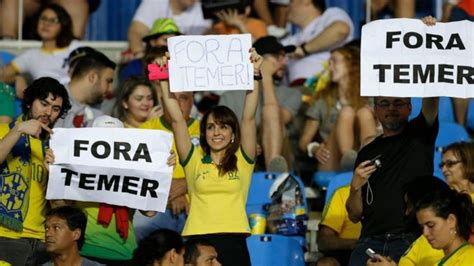 B­r­e­z­i­l­y­a­­d­a­ ­O­l­i­m­p­i­y­a­t­l­a­r­­d­a­ ­s­i­y­a­s­i­ ­g­ö­s­t­e­r­i­ ­i­z­n­i­ ­-­ ­D­ü­n­y­a­ ­H­a­b­e­r­l­e­r­i­